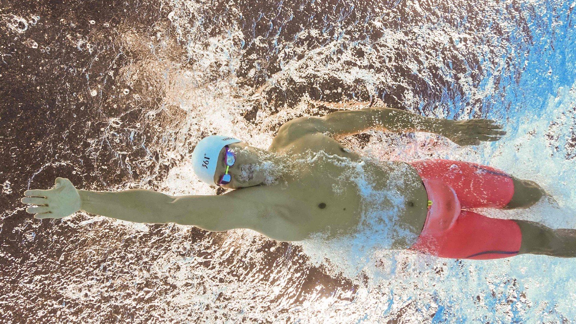 绿茵传奇转身，穆勒告别赛场，一个时代的温情终章