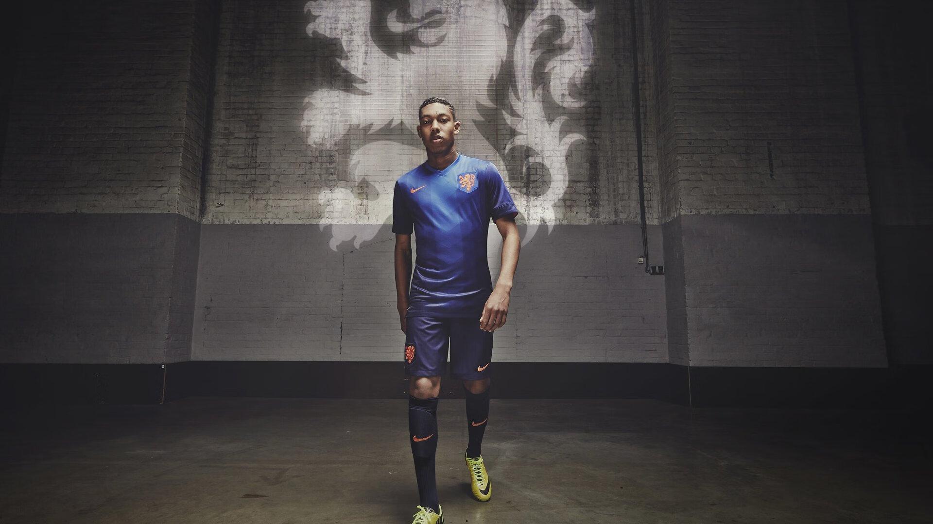 弟媳公开澄清团队言论风波，沟通失误引反思，团结一致迎战新征程