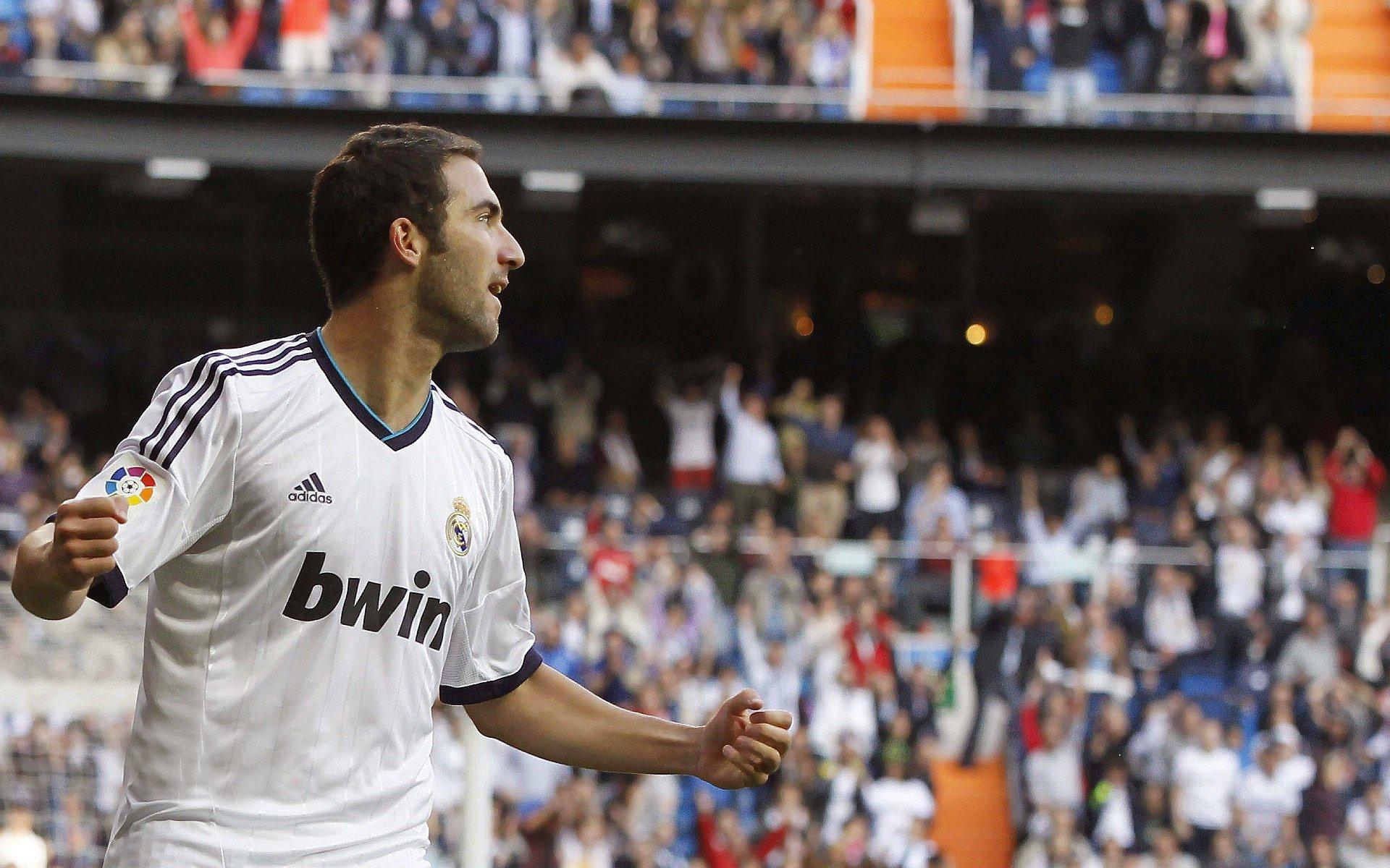 麦康纳深情告白，对球迷与球队的爱超越言语 誓言以行动回报信任